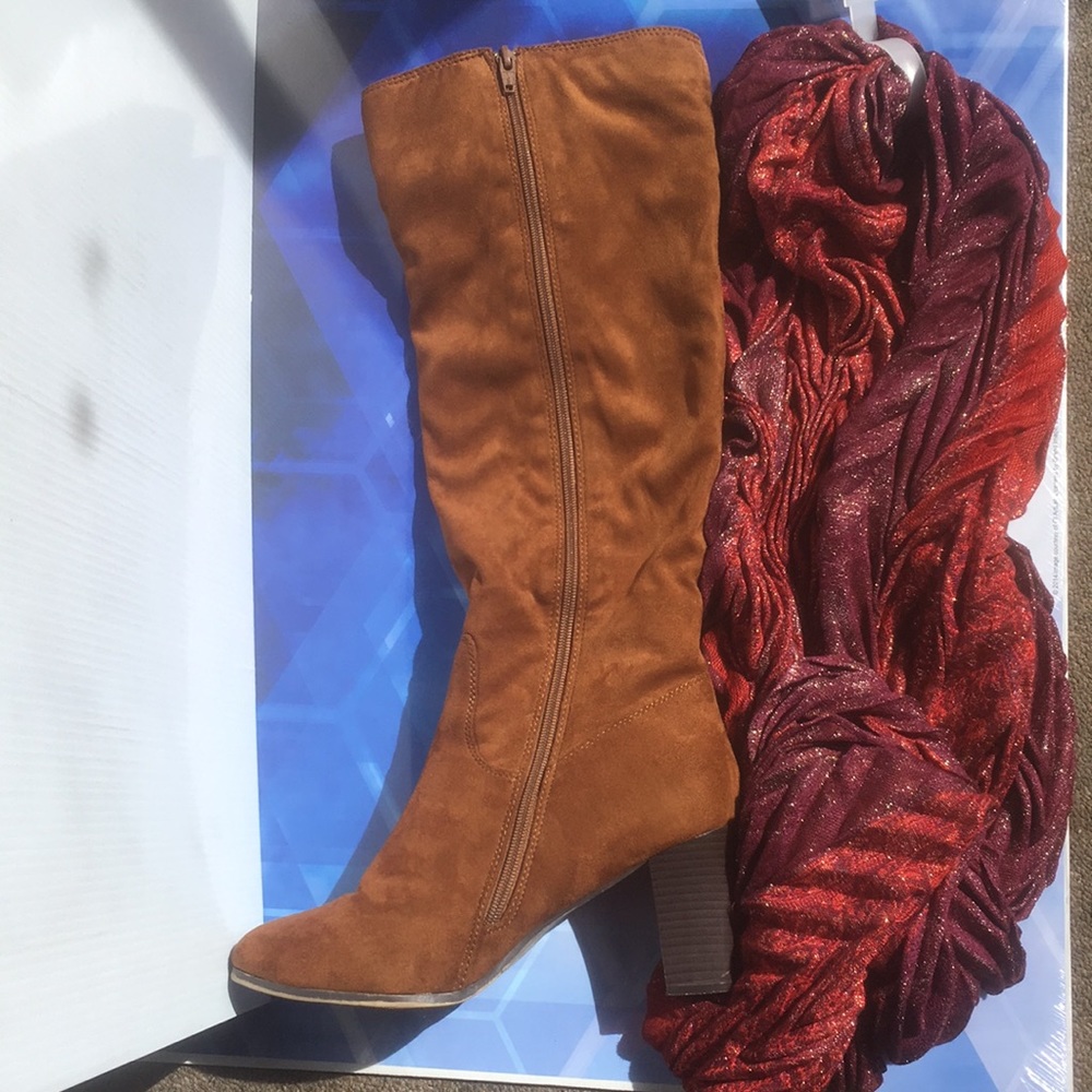 Knee High Brown Boot/Multicolor Infinity Scarf